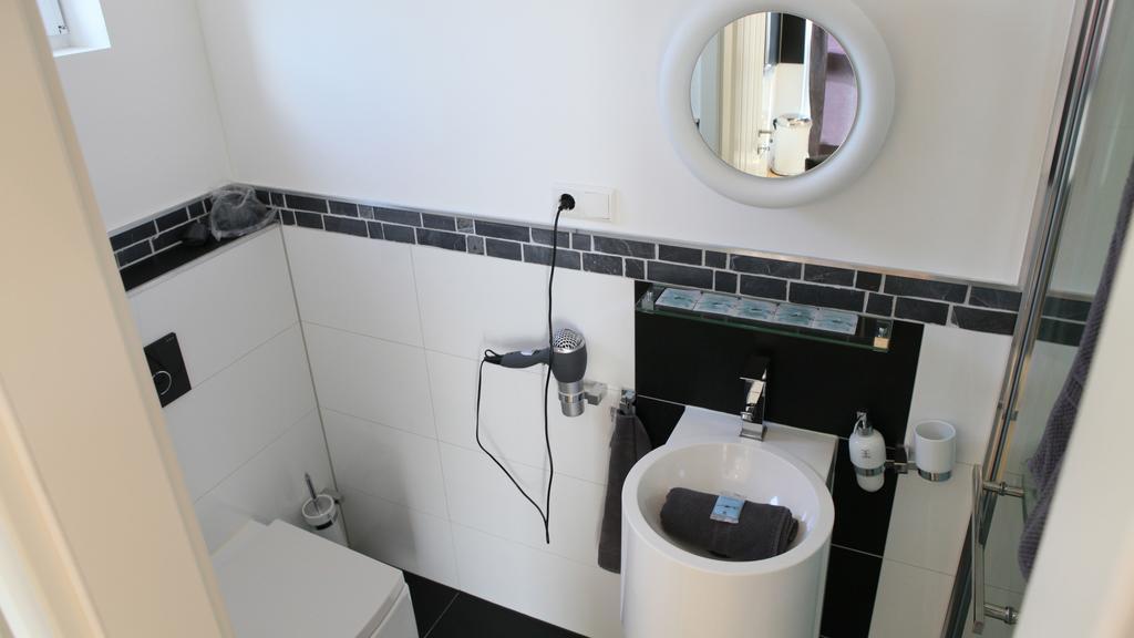 Villaci Business Apartments Лаймен Номер фото
